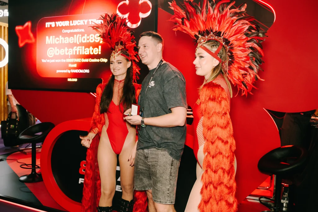 золотая фишка 888starz